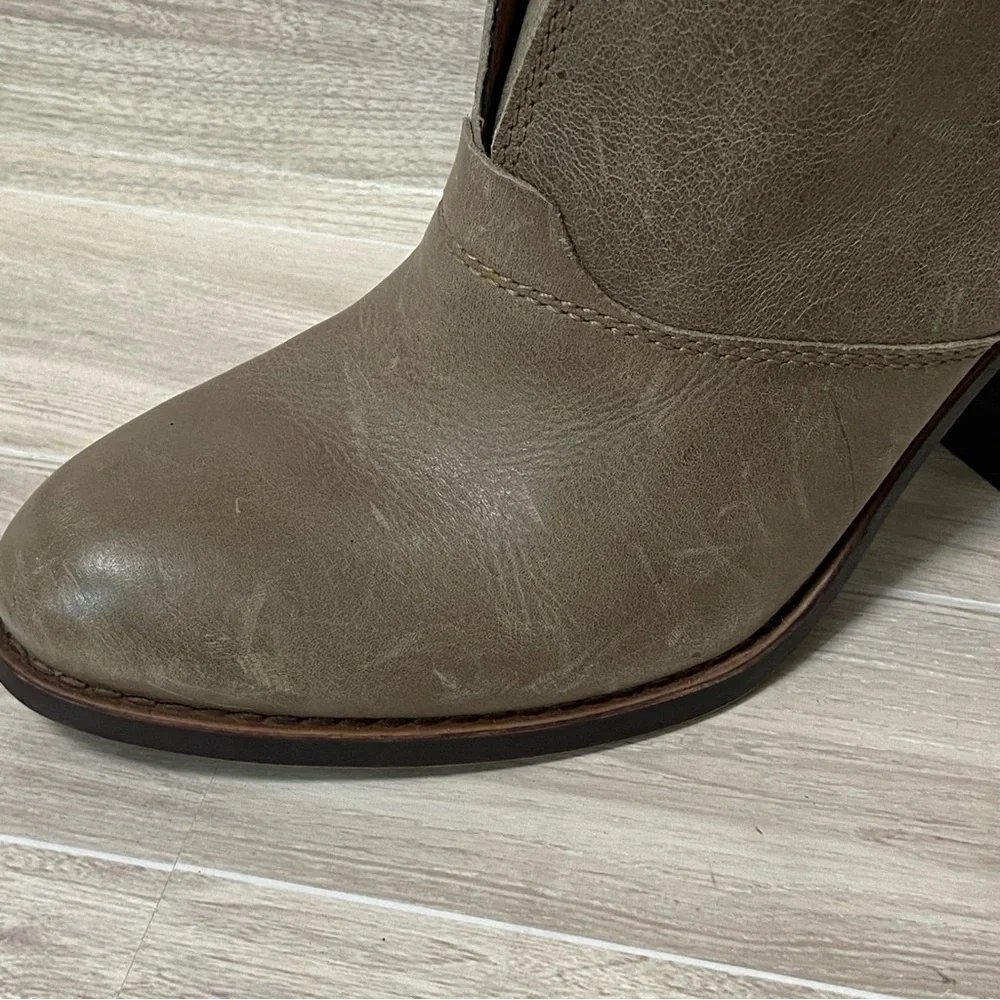 LUCKY BRAND / Ehllen Leather Ankle Boots Taupe Size 9